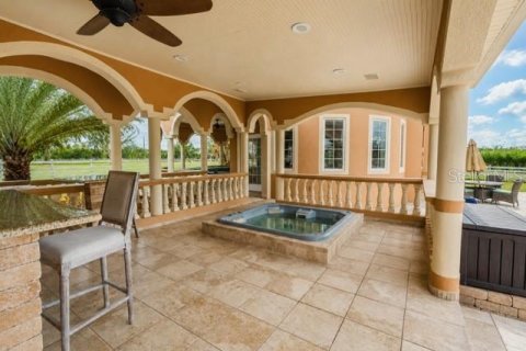 House in Groveland, Florida 4 bedrooms, 360.09 sq.m. № 2210490 - photo 19