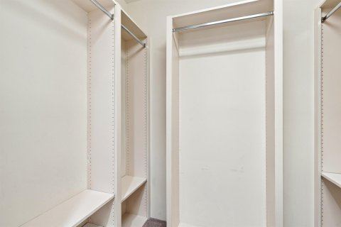 Condo in St. Lucie, Florida, 2 bedrooms № 2392409 - photo 22