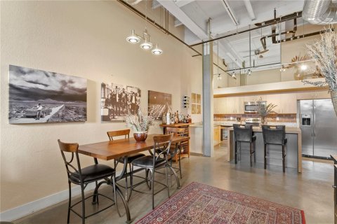 Condo in Tampa, Florida, 2 bedrooms  № 1894146 - photo 14