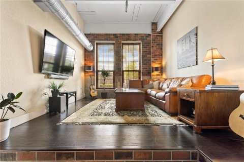 Copropriété à louer à Tampa, Floride: 2 chambres, 122.91 m2 № 1894146 - photo 8