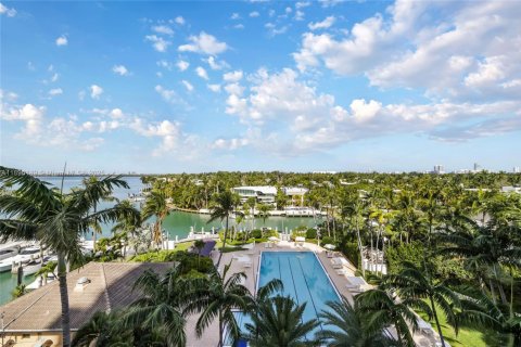Copropriété à vendre à Miami Beach, Floride: 2 chambres, 117.99 m2 № 1950394 - photo 30