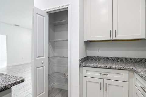 Casa en venta en Citrus Springs, Florida, 4 dormitorios, 169.73 m2 № 1818821 - foto 12