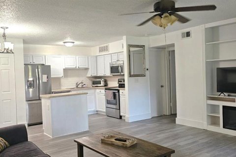 Condo in Altamonte Springs, Florida, 2 bedrooms  № 1759320 - photo 6