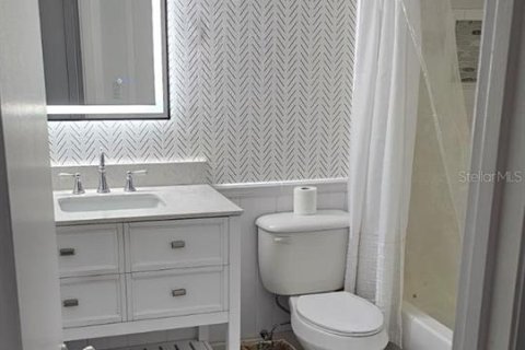 Condo in Altamonte Springs, Florida, 2 bedrooms  № 1759320 - photo 13