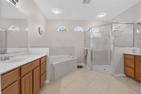 Villa ou maison à vendre à Odessa, Floride: 4 chambres, 260.41 m2 № 2220365 - photo 19