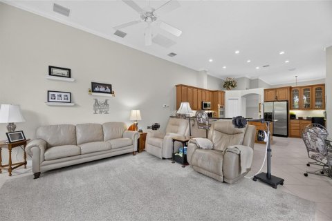 Villa ou maison à vendre à Odessa, Floride: 4 chambres, 260.41 m2 № 2220365 - photo 12