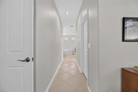 Villa ou maison à vendre à Odessa, Floride: 4 chambres, 260.41 m2 № 2220365 - photo 16