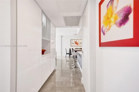 Снять в аренду кондоминиум в Холливуд, Флорида 2 спальни, 111.3м2, № 2027964 - фото 18