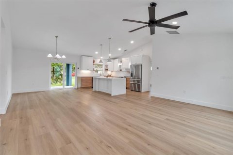 Casa en venta en Venice, Florida, 3 dormitorios, 142.14 m2 № 1721689 - foto 9