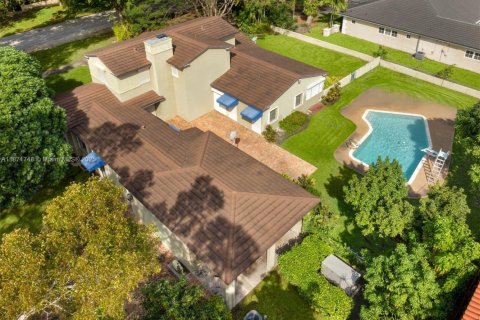 Villa ou maison à vendre à Coral Gables, Floride: 4 chambres, 357.3 m2 № 1924121 - photo 7