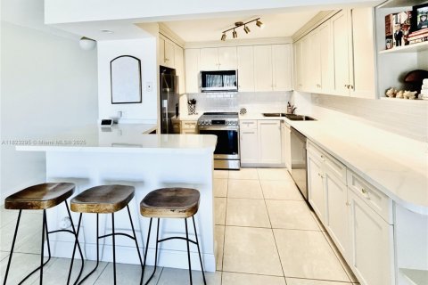 Condominio en venta en Fort Lauderdale, Florida, 1 dormitorio, 80.82 m2 № 1794691 - foto 19