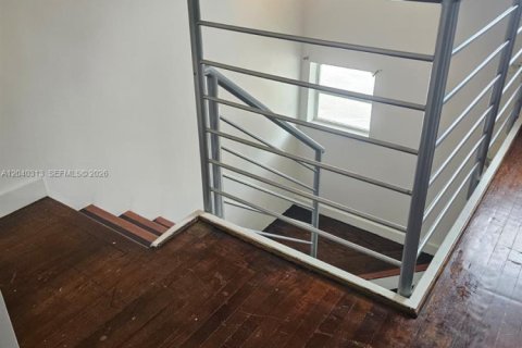 Apartment in Miami Beach, Florida 1 bedroom, 83.61 sq.m. № 2086621 - photo 7