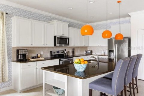 Villa ou maison à vendre à Kissimmee, Floride: 8 chambres, 375.42 m2 № 1718306 - photo 14