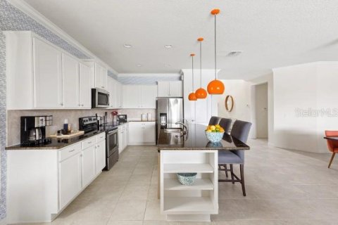 Villa ou maison à vendre à Kissimmee, Floride: 8 chambres, 375.42 m2 № 1718306 - photo 15