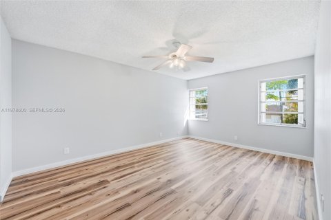 Купить кондоминиум в Дирфилд-Бич, Флорида 2 спальни, 97.55м2, № 2043968 - фото 14