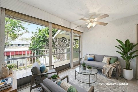 Купить кондоминиум в Дирфилд-Бич, Флорида 2 спальни, 97.55м2, № 2043968 - фото 4