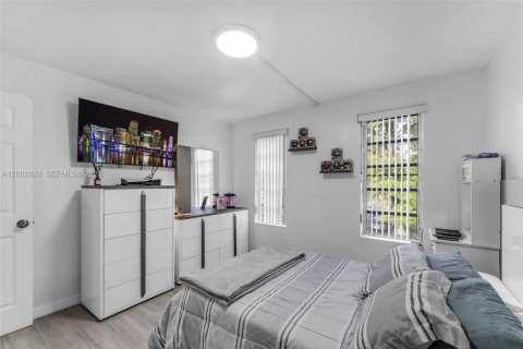 Copropriété à vendre à Miami, Floride: 3 chambres, 117.24 m2 № 2066192 - photo 15