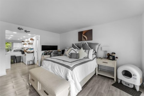 Copropriété à vendre à Miami, Floride: 3 chambres, 117.24 m2 № 2066192 - photo 17