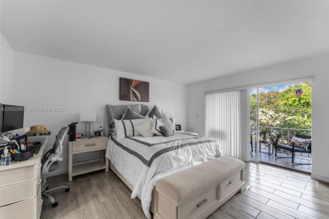 Copropriété à vendre à Miami, Floride: 3 chambres, 117.24 m2 № 2066192 - photo 18