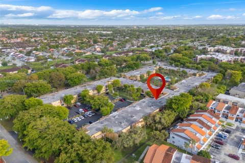 Copropriété à vendre à Miami, Floride: 3 chambres, 117.24 m2 № 2066192 - photo 30