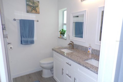 House in Port Charlotte, Florida 3 bedrooms, 135.54 sq.m. № 1736282 - photo 11