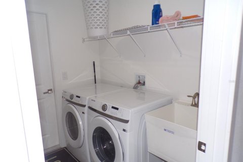 Villa ou maison à louer à Port Charlotte, Floride: 3 chambres, 135.54 m2 № 1736282 - photo 23