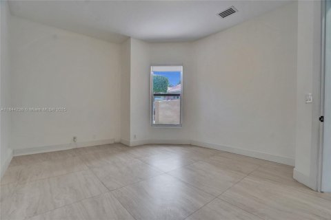 Villa ou maison à vendre à Aventura, Floride: 5 chambres, 264.03 m2 № 1839215 - photo 21
