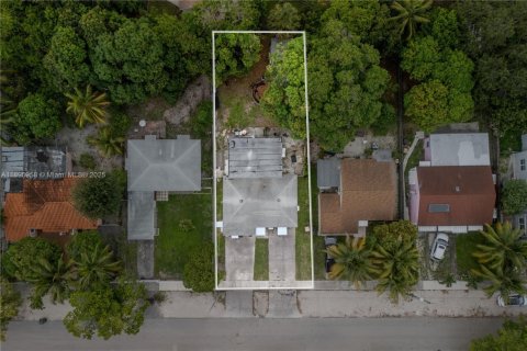 House in North Miami, Florida 2 bedrooms, 137.22 sq.m. № 1948665 - photo 29