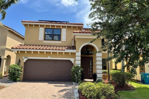 House in Boynton Beach, Florida 5 bedrooms, 296.54 sq.m. № 1774263 - photo 24