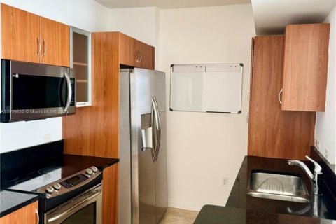 Copropriété à louer à Aventura, Floride: 2 chambres, 99.68 m2 № 1965475 - photo 2