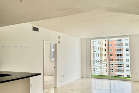 Copropriété à louer à Aventura, Floride: 2 chambres, 99.68 m2 № 1965475 - photo 4