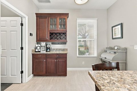 Villa ou maison à vendre à Bradenton, Floride: 3 chambres, 155.89 m2 № 2436799 - photo 10