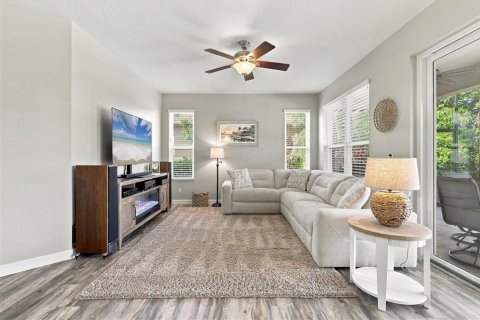 Villa ou maison à vendre à Bradenton, Floride: 3 chambres, 155.89 m2 № 2436799 - photo 4