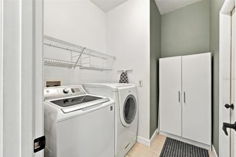 Villa ou maison à vendre à Bradenton, Floride: 3 chambres, 155.89 m2 № 2436799 - photo 20