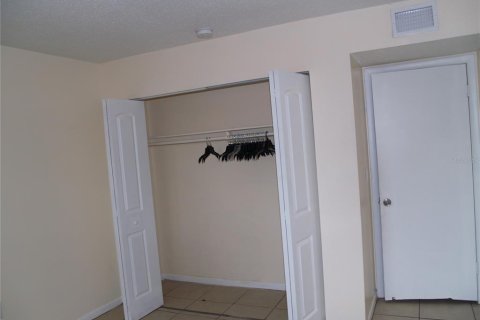 Immobilier commercial à vendre à Port Charlotte, Floride: 4 chambres, 223.99 m2 № 2207239 - photo 18