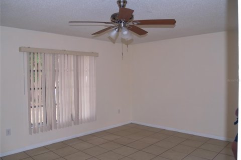 Immobilier commercial à vendre à Port Charlotte, Floride: 4 chambres, 223.99 m2 № 2207239 - photo 3