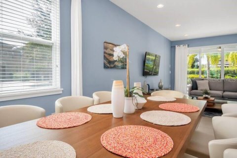 Casa en venta en Kissimmee, Florida, 6 dormitorios, 308.16 m2 № 2223198 - foto 5