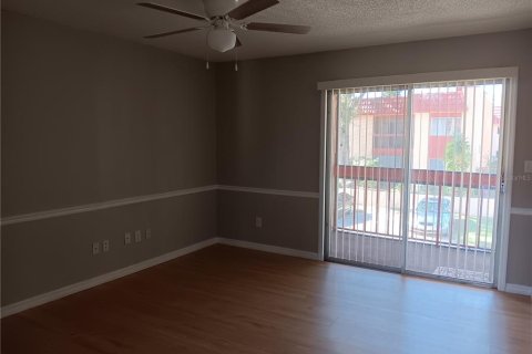 Condominio en venta en Orlando, Florida, 2 dormitorios, 77.29 m2 № 1567862 - foto 8