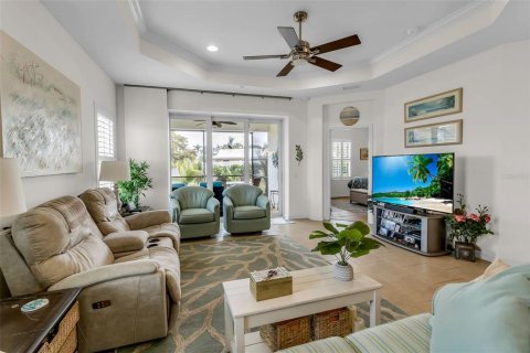 House in Bradenton, Florida 2 bedrooms, 141.68 sq.m. № 2208820 - photo 26