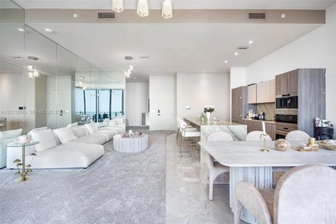 Condo in Miami, Florida, 3 bedrooms  № 2076303 - photo 4