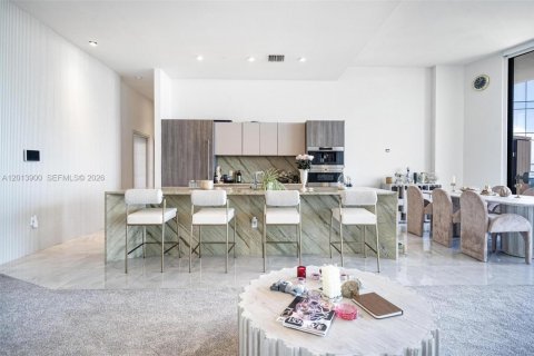 Condo in Miami, Florida, 3 bedrooms  № 2076303 - photo 6