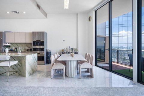 Condo in Miami, Florida, 3 bedrooms  № 2076303 - photo 12