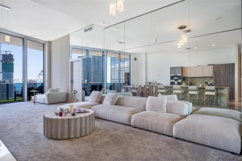 Condo in Miami, Florida, 3 bedrooms  № 2076303 - photo 3