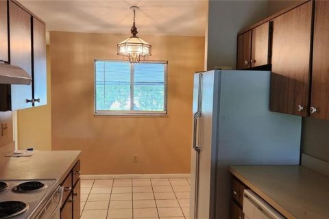Copropriété à vendre à Largo, Floride: 2 chambres, 89.19 m2 № 2147725 - photo 13