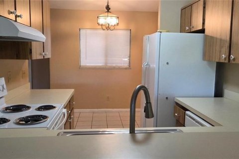 Copropriété à vendre à Largo, Floride: 2 chambres, 89.19 m2 № 2147725 - photo 11