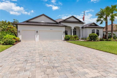 House in Parrish, Florida 3 bedrooms, 219.99 sq.m. № 1884463 - photo 5