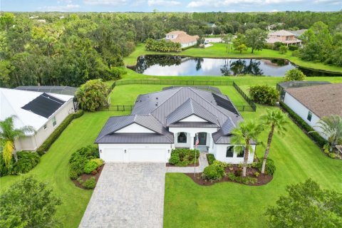 House in Parrish, Florida 3 bedrooms, 219.99 sq.m. № 1884463 - photo 4