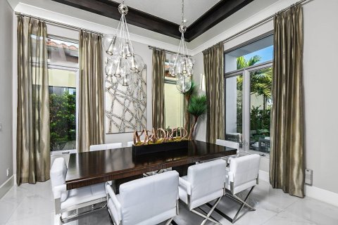 Villa ou maison à vendre à Palm Beach Gardens, Floride: 4 chambres, 461.72 m2 № 2400770 - photo 4