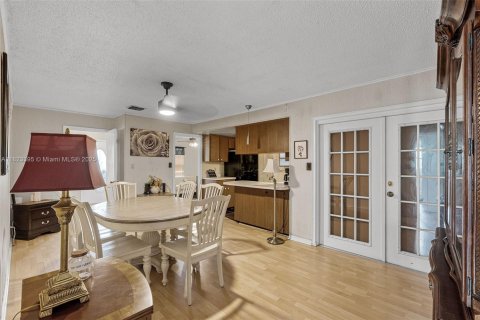 Купить виллу или дом в Орландо, Флорида 5 спален, 189.33м2, № 2061109 - фото 14