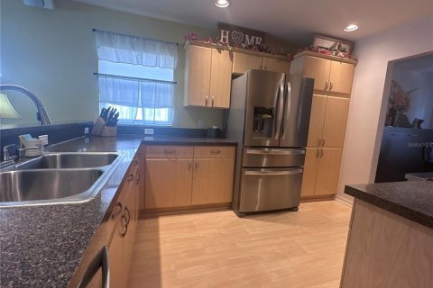 House in Seminole, Florida 3 bedrooms, 178.93 sq.m. № 2120643 - photo 15